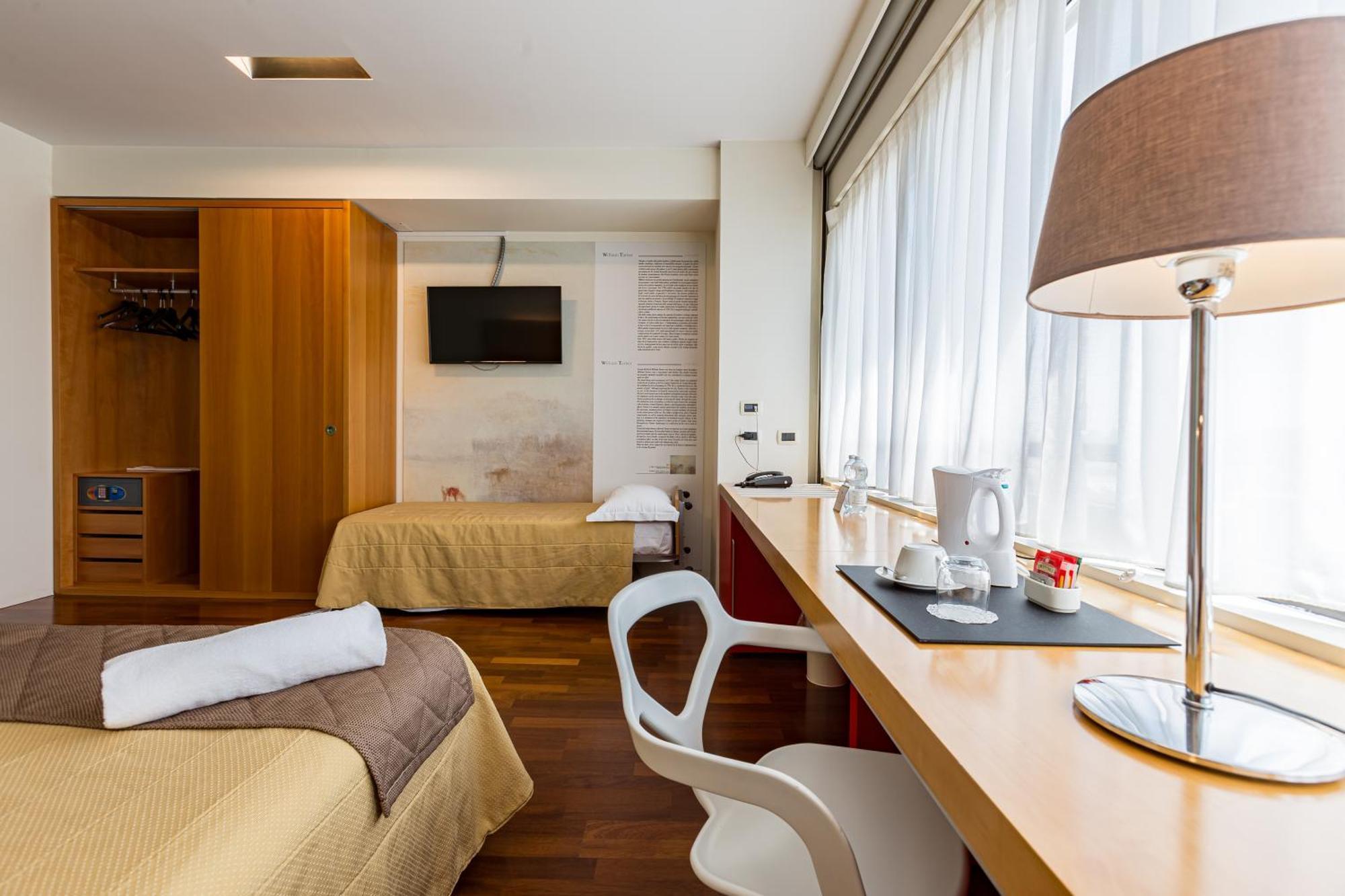 New Ipoint Hotel San Giovanni in Persiceto Buitenkant foto