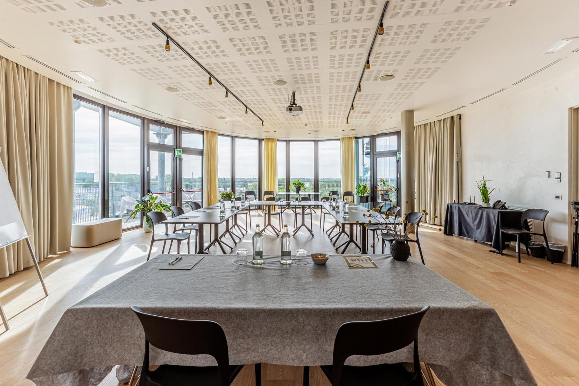New Ipoint Hotel San Giovanni in Persiceto Buitenkant foto