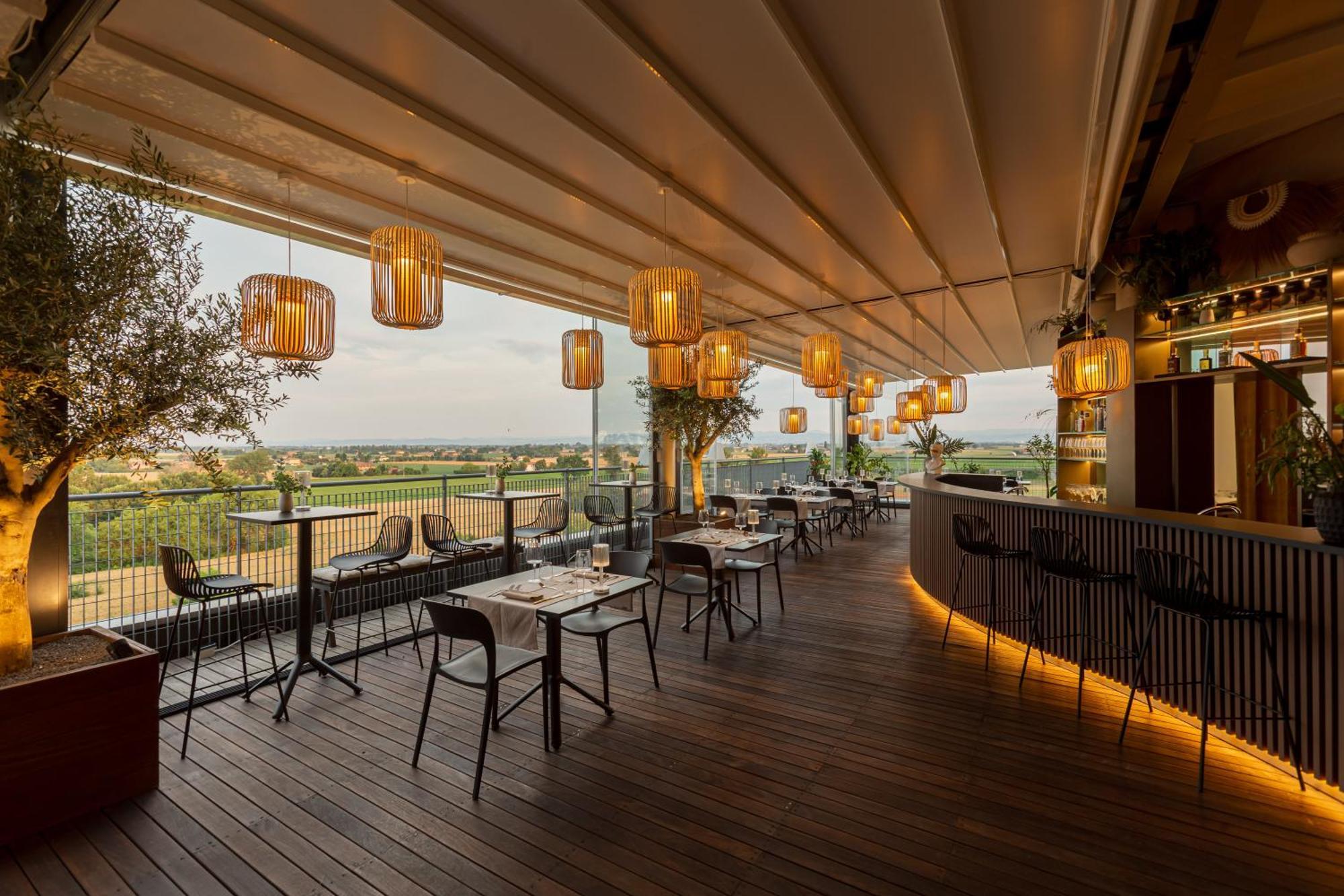 New Ipoint Hotel San Giovanni in Persiceto Buitenkant foto