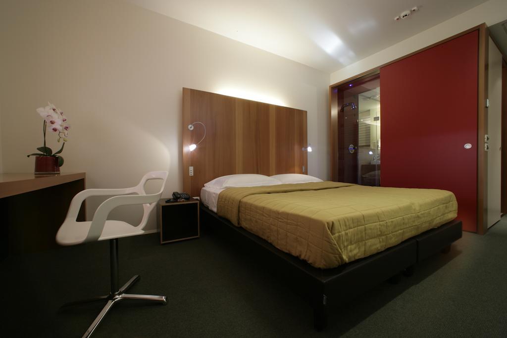 New Ipoint Hotel San Giovanni in Persiceto Buitenkant foto