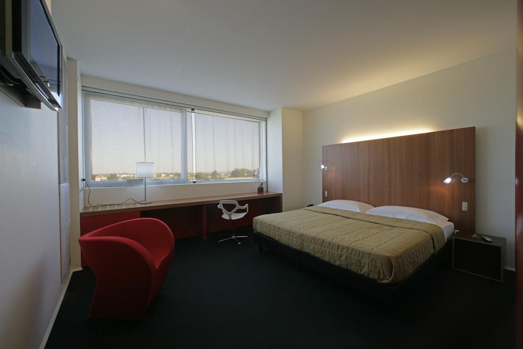 New Ipoint Hotel San Giovanni in Persiceto Kamer foto